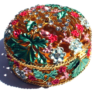 Металлическая инкрустированная шкатулка 1