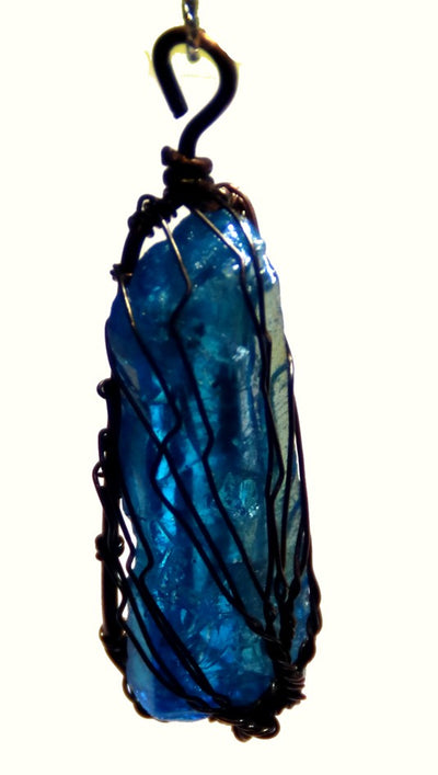 Подвеска из аквамарина.