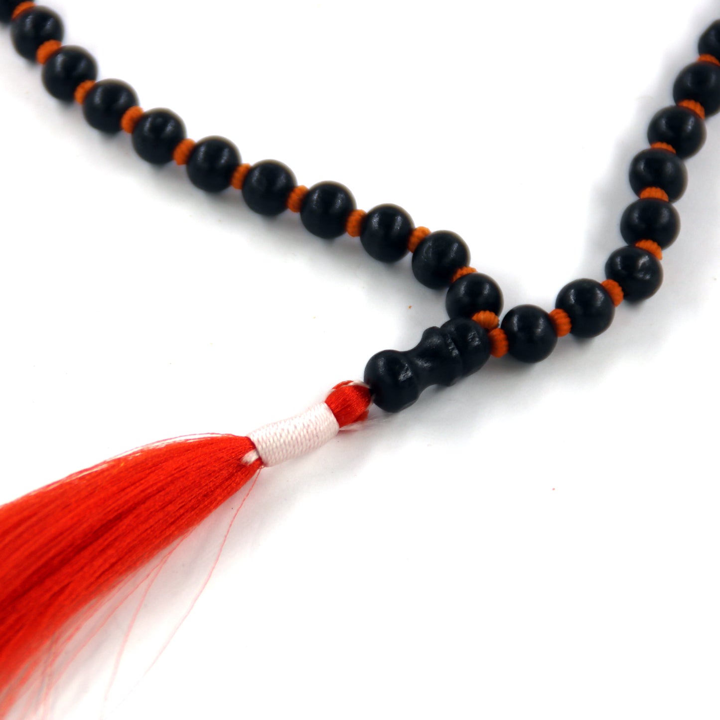 Чётки из темного дерева с разделительными бусинами (108 бусин)