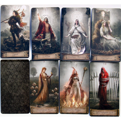 Taro kortos dangus ir žemė (rusų k.)