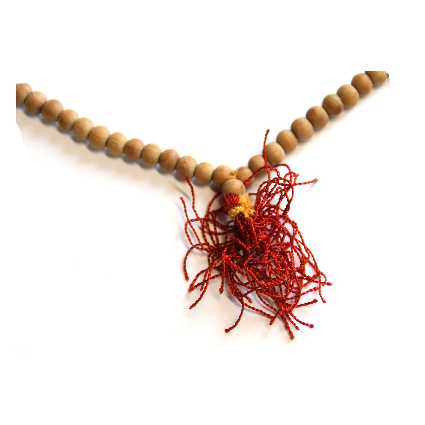 Чётки из сандала с красной кисточкой (108 бусин)